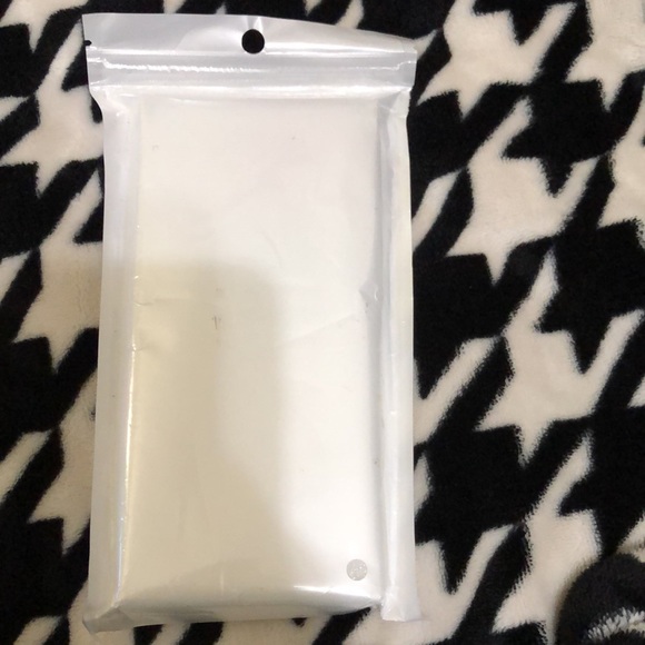 ✨HOST PICK!✨Phone Case for Samsung S-20 FE 6.5 - Picture 2 of 9